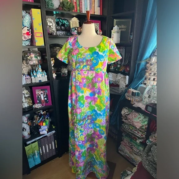 Handmade vintage 60’s empire waist dress I’d say roughly modern size 12 - Picture 1 of 4